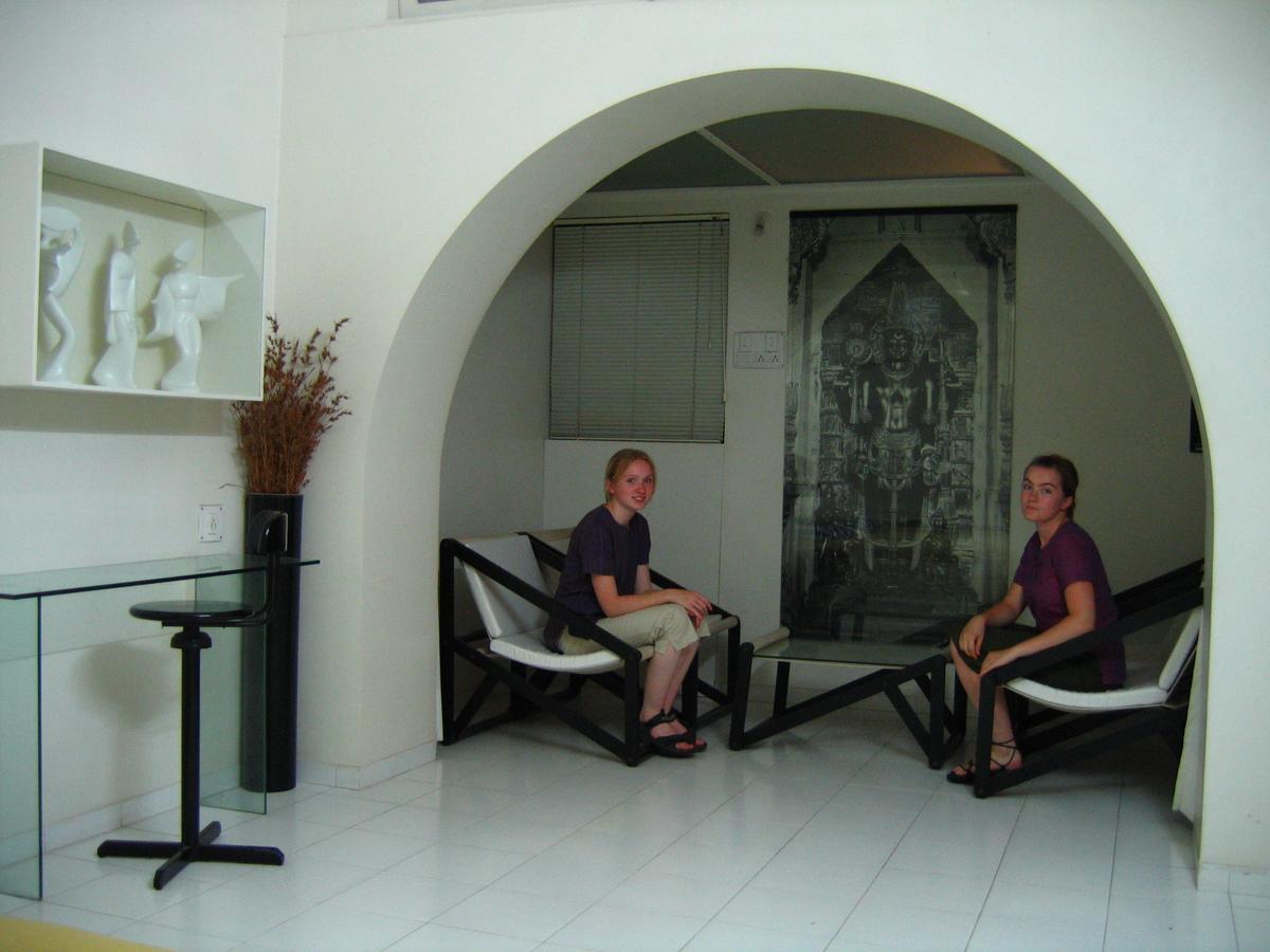 Hotel Plaza -Booking For Foreign Tourist- Jālgaon Kültér fotó
