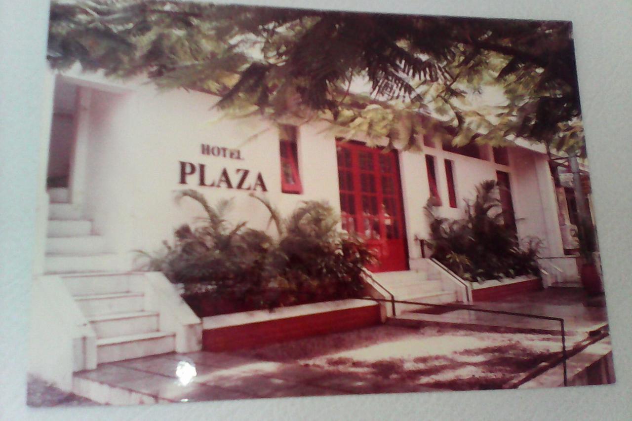 Hotel Plaza -Booking For Foreign Tourist- Jālgaon Kültér fotó